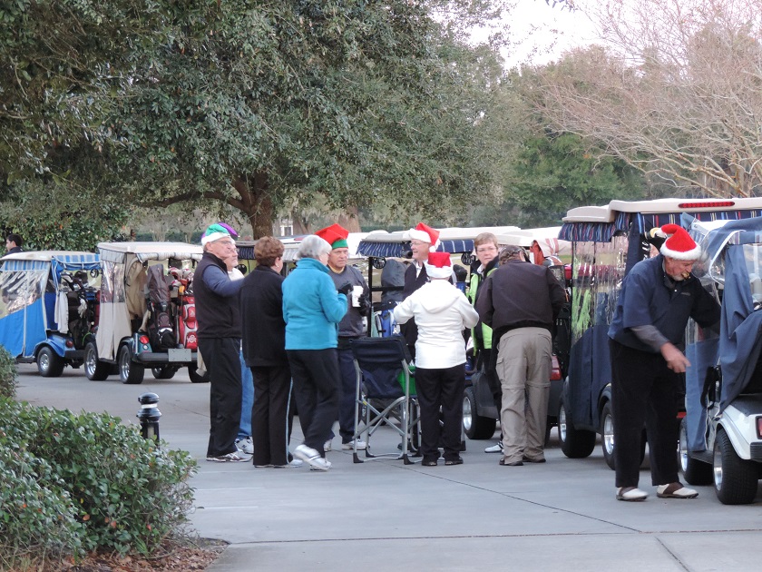 Christmas tradition of free golf will continue despite cold weather