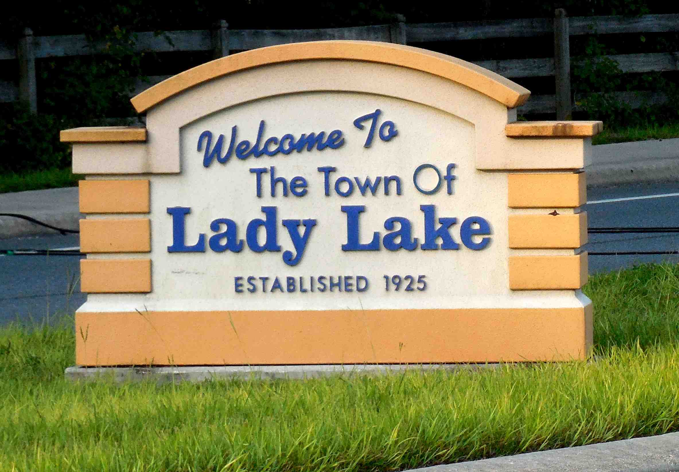 Water Oak resident wins Ward 3 seat on Lady Lake Commission