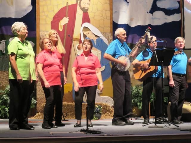 Villages Pops Chorus delights crowds with ‘Yule Be Swingin’
