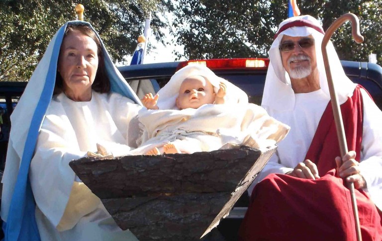 Villages’ largest Christmas Parade delights young and old at Polo Fields