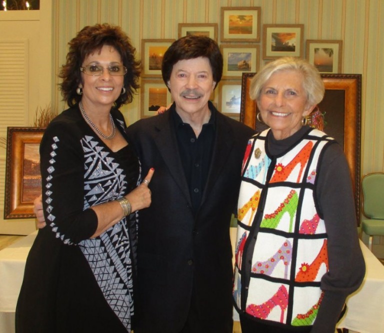 Bobby Goldsboro lends his artistic touch to help Villages organization