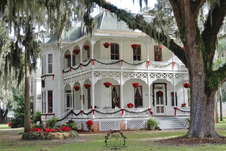 Residents can step back in time to old Florida during holiday tours at the Baker House