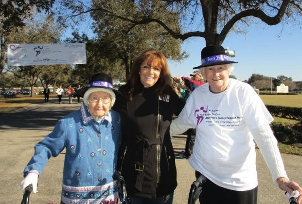Walkers turn out on brisk morning to support Alzheimer’s Family Organization