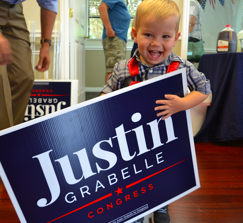 Congressional candidate makes event a family affair in The Villages