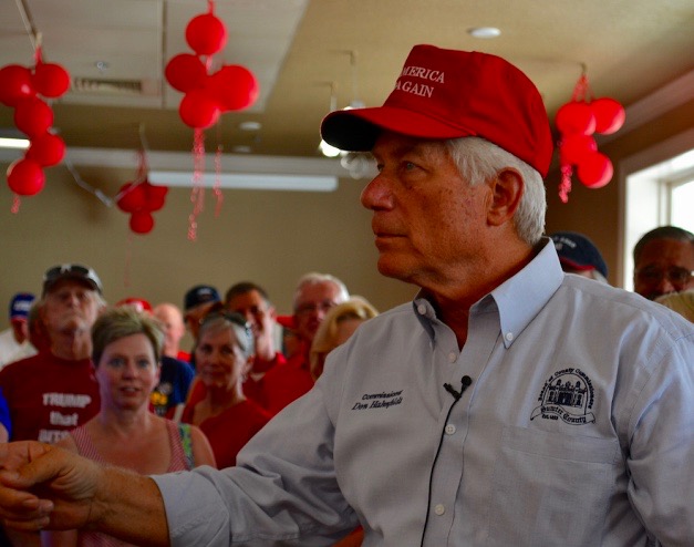 Candidate Don Hahnfeldt praises leadership of Donald Trump during GOP event