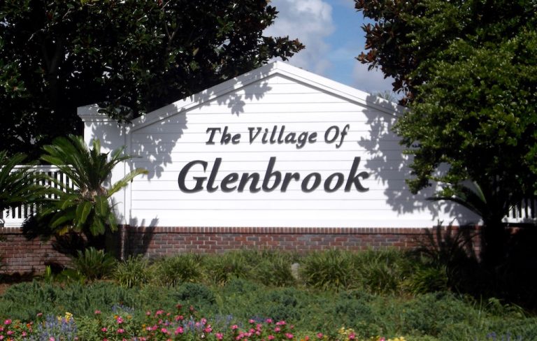 Timing could be key in study in pursuit of traffic light at Glenbrook entrance