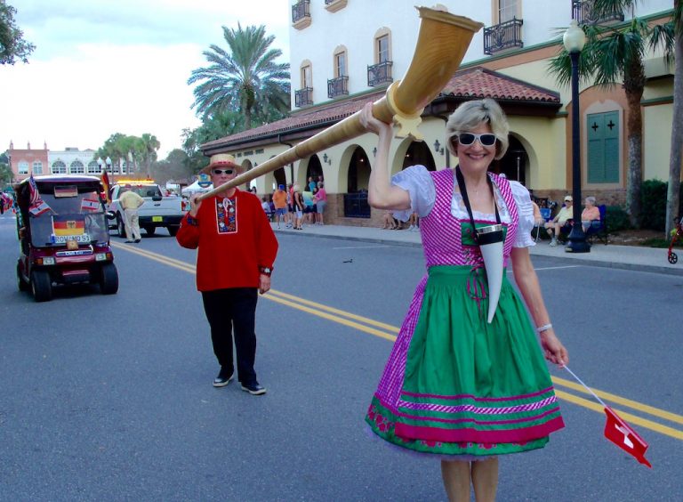 Oktoberfest Parade brings out German spirit in Spanish Springs Town Square