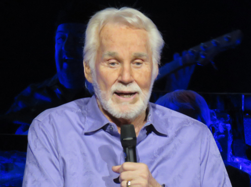 Fans sing along to Kenny Rogers' hits  Villages-News.com