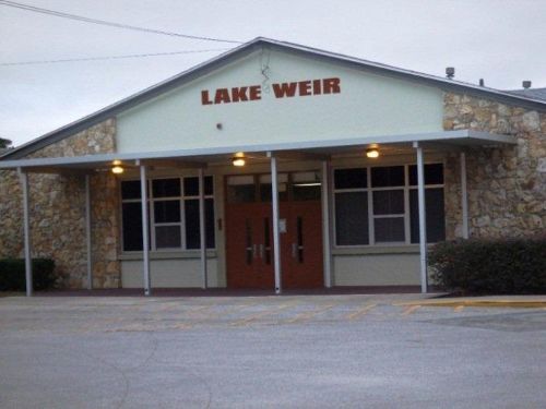 Parent claims substitute teacher picked her child up by hair at Lake Weir Middle School