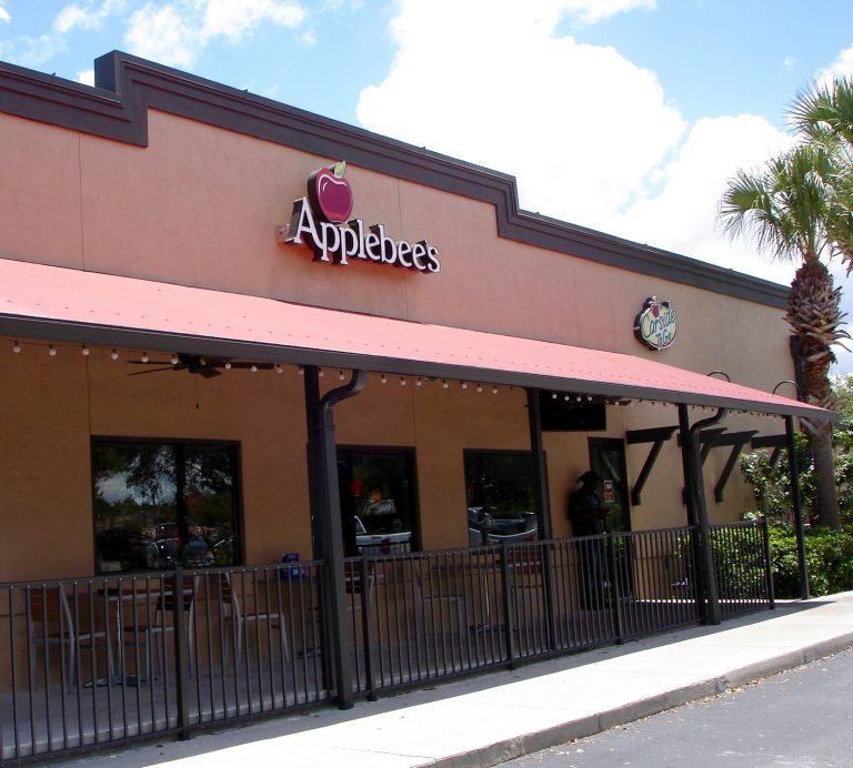Woman arrested at Applebee’s in The Villages with stolen car from North Carolina