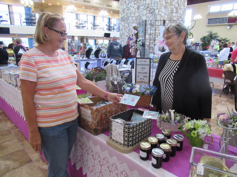 Two-day craft fair continues Saturday at Water Oak in Lady Lake