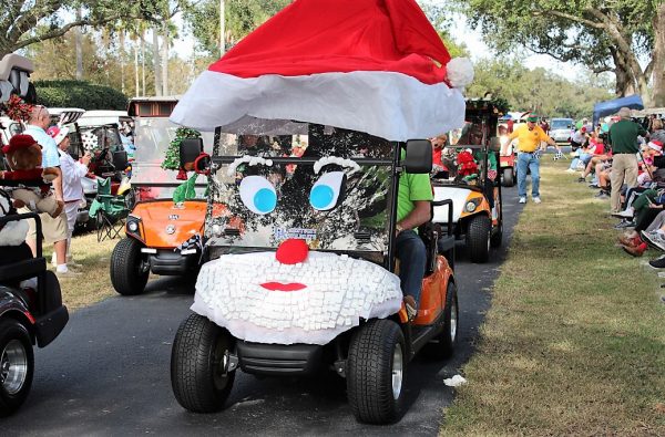 Villages Christmas Parade Brings Out Fun Loving Crowd At Polo Fields Villages News Com
