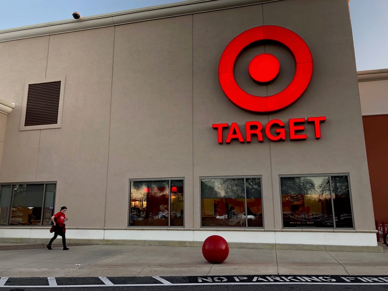 Dog trapped inside 119.8-degree car while sisters shop at Target in The Villages