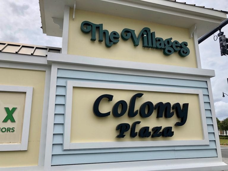 Gas leak forces closure of businesses at Colony Plaza