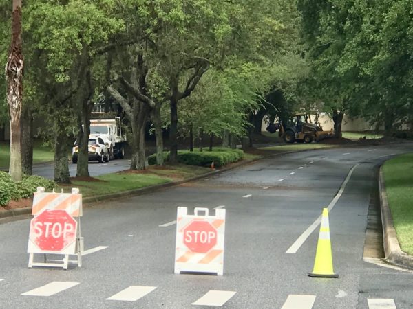 Avenida Cental was closed Saturday morning as a crew cleaned up in the aftermath of the crash Avenida Cental was closed Saturday morning as a crew cleaned up in the aftermath of the crash