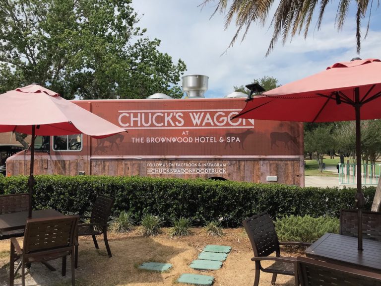 Chucks Wagon Food Truck is stationed at Tierra Del Sol.