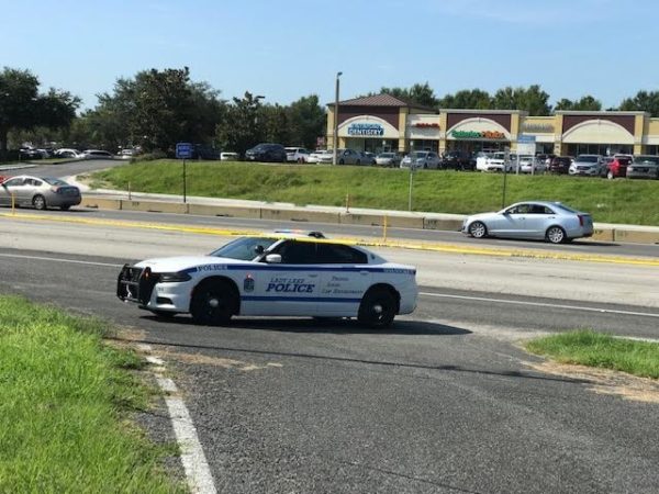 Entrances to Home Depot were blocked off due to the bomb threat 1