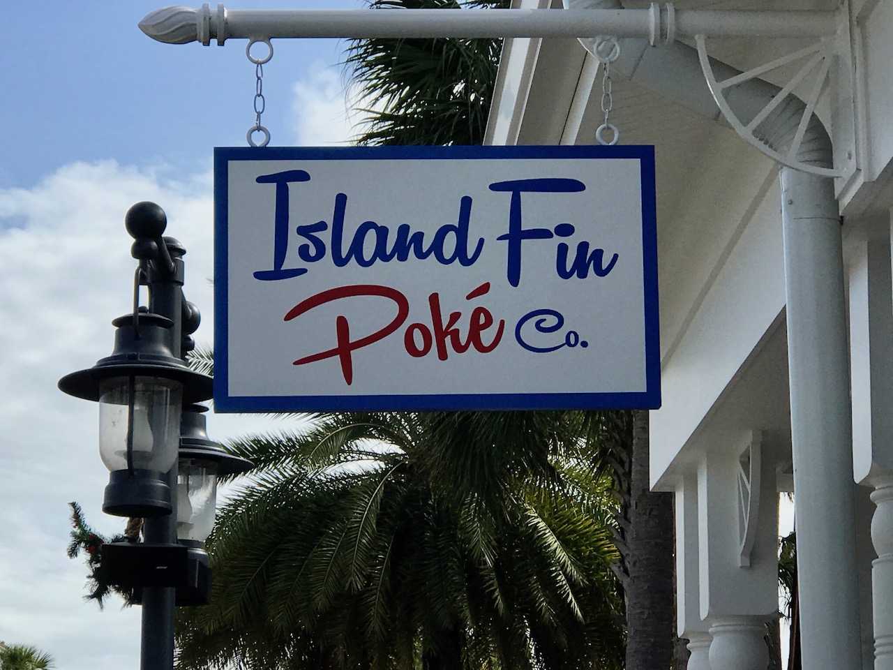 Island Fin Poke is located at Bronwood Paddock Square