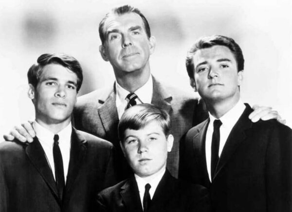 Tim Considine far right with the cast of My Three Sons from left Don Grady Fred MacMurray and Stanely Livingston bottom center