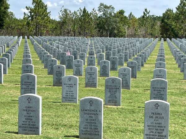 Florida National Cemetery at Bushnell