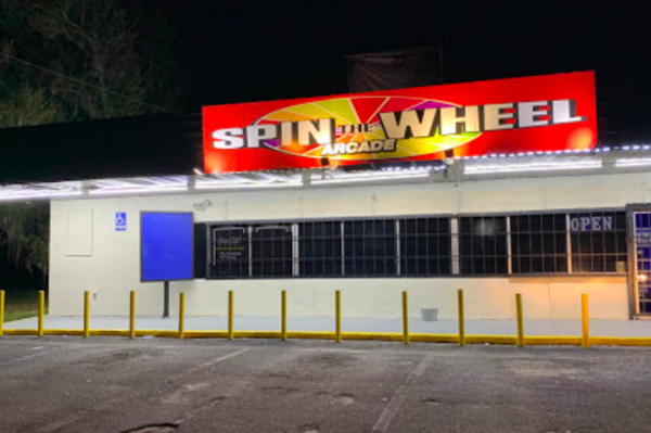 Wildwood의 Spin Wheel 인터넷 카페