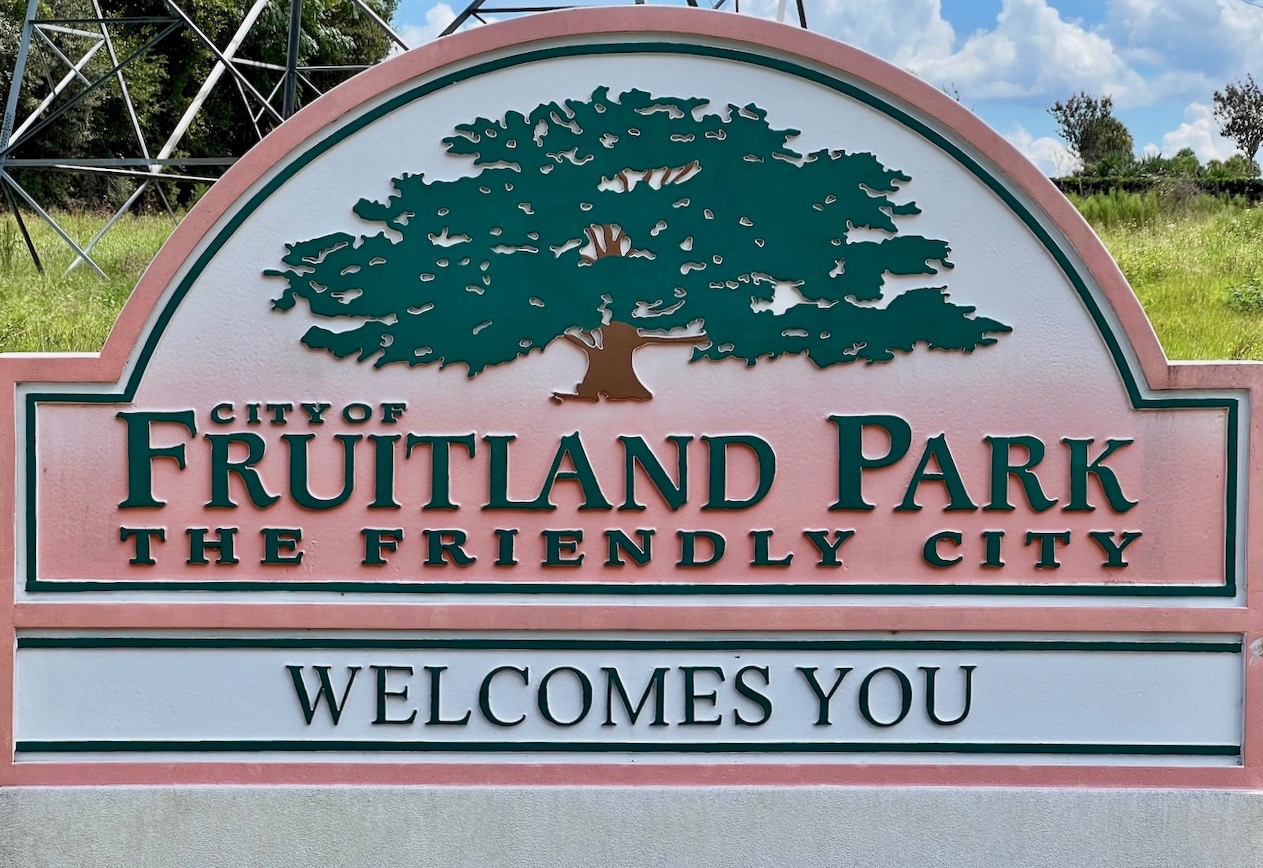 Fruitland Park sign