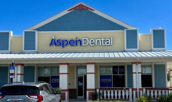 A door was propped open Thursday morning at Aspen Dental at Colony Plaza A door was propped open Thursday morning at Aspen Dental at Colony Plaza