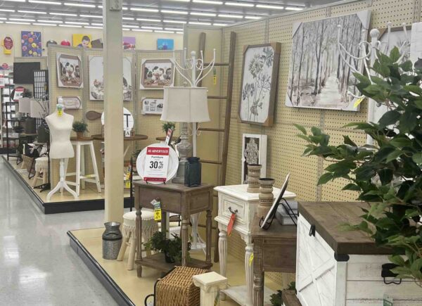 Lamps and home decor at Hobby Lobby in The Villages