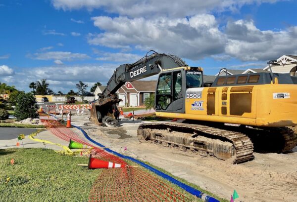 Heavy equipment was on the scene Wednesday in the Glenda Villas Heavy equipment was on the scene Wednesday in the Glenda Villas