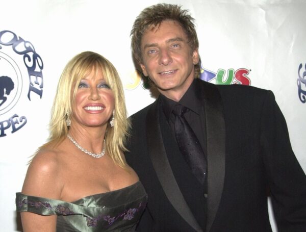 at the 15th Carousel of Hope Ball to benefit the Barbara Davis center for Childhood Diabetes, Beverly Hilton, Beverly Hills, CA 10 15 02 at the 15th Carousel of Hope Ball to benefit the Barbara Davis center for Childhood Diabetes, Beverly Hilton, Beverly Hills, CA 10 15 02