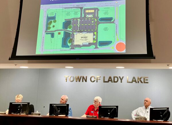Lady Lake commissioners listen to a pitch for the proposed Walmart Lady Lake commissioners listen to a pitch for the proposed Walmart