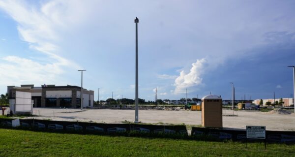 The site of the new Outback Steakhouse at Trailwinds Village has been cleared for a 5,000-square-foot building. (Staff photo) Site of the new Outback Steakhouse coming to Trailwinds Village