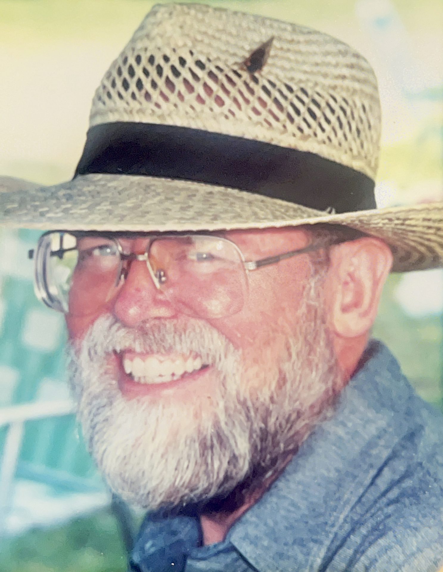Peter Lewis Riley