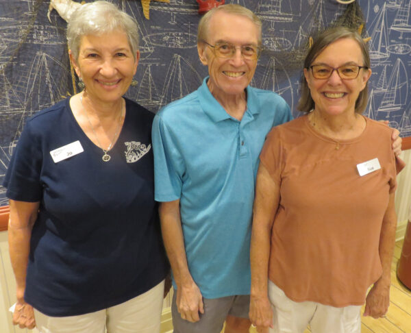 Bill Davis will be leaving the Villages Pops Chorus after its Dec 9 holiday concert with him are Jo Ann Hanebrink left and his wife Sue Davis Bill Davis will be leaving the Villages Pops Chorus after its Dec 9 holiday concert with him are Jo Ann Hanebrink left and his wife Sue Davis