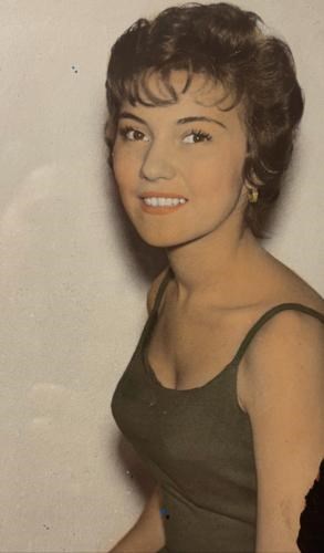 Elizabeth Franza