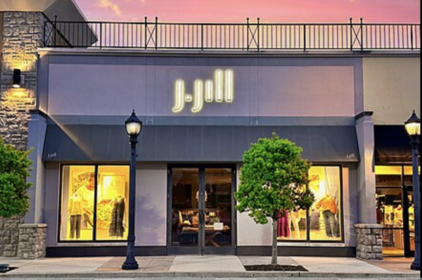 Founded in 1959 in the Berkshires of Massachusetts, J.Jill now operates more than 200 stores throughout the nation Founded in 1959 in the Berkshires of Massachusetts, J.Jill now operates more than 200 stores throughout the nation