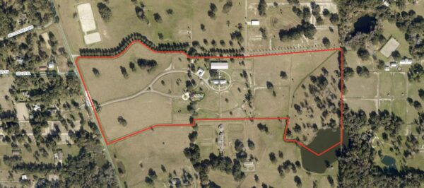 Crane Hill Farm is situated on over 72 acres in Ocala, Florida. Crane Hill Farm is situated on over 72 acres in Ocala, Florida.