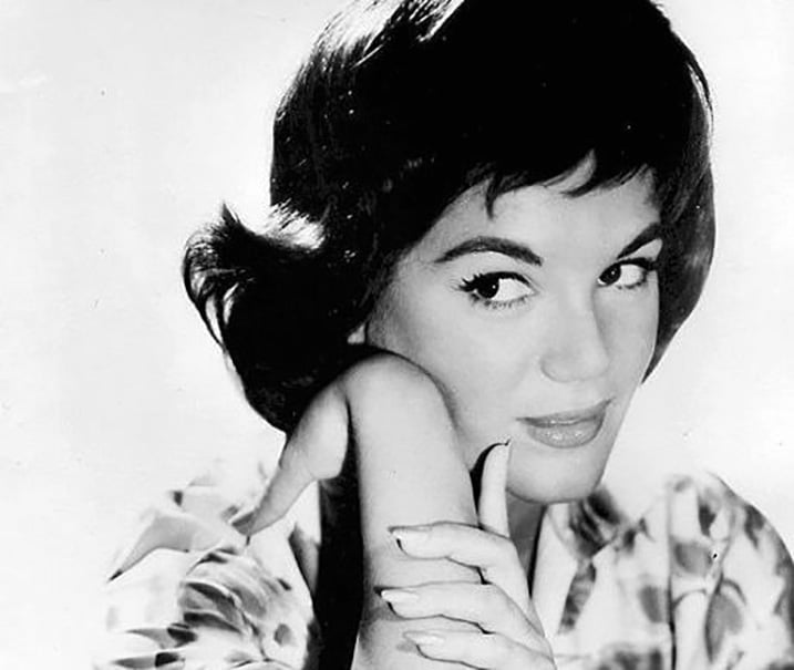 Music pioneer Connie Francis paved way for Taylor Swift and Beyoncé - Villages-News