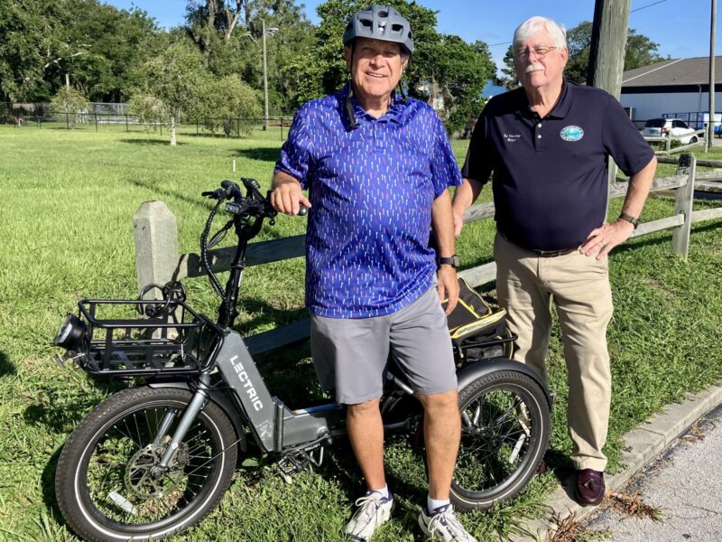 Howard “Howie” Gusaeff, left, with Mayor Ed Freeman