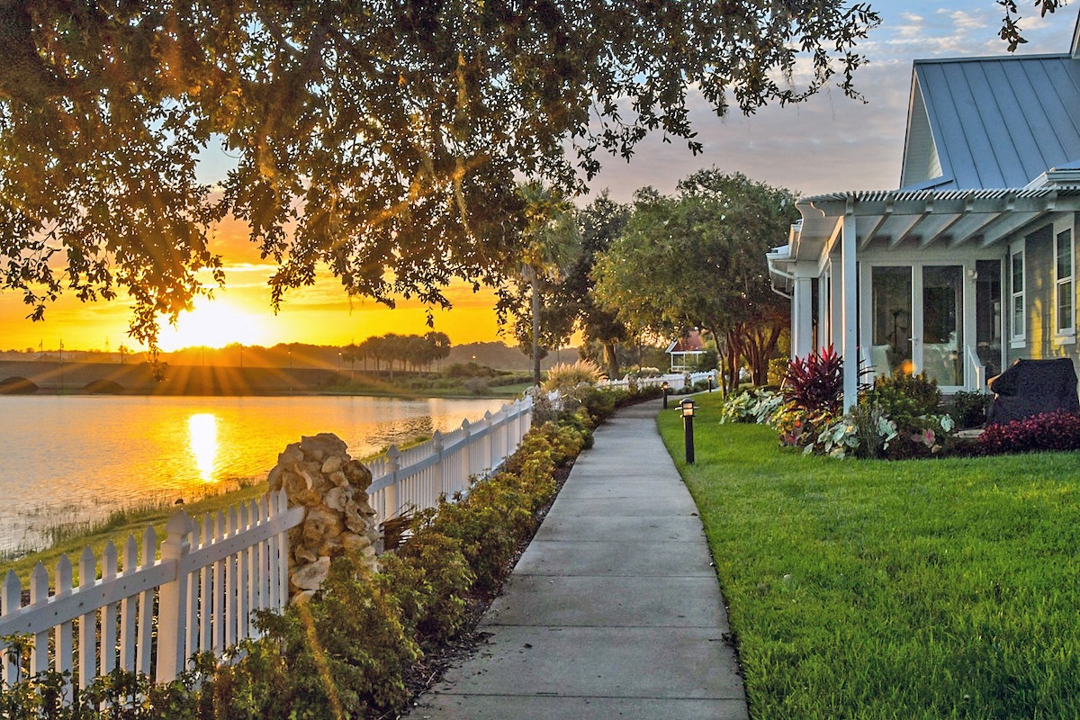 Peaceful sunrise at Lake Sumter Landing Peaceful sunrise at Lake Sumter Landing