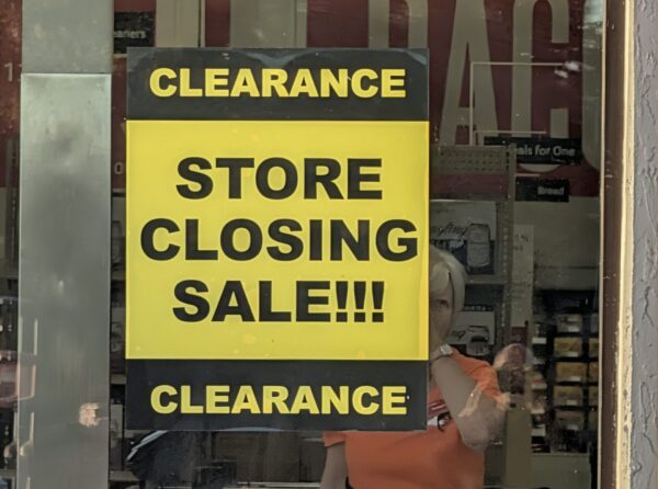 A sign announcing the upcoming closure has been posted at Winn Dixie at La Plaza Grande A sign announcing the upcoming closure has been posted at Winn Dixie at La Plaza Grande
