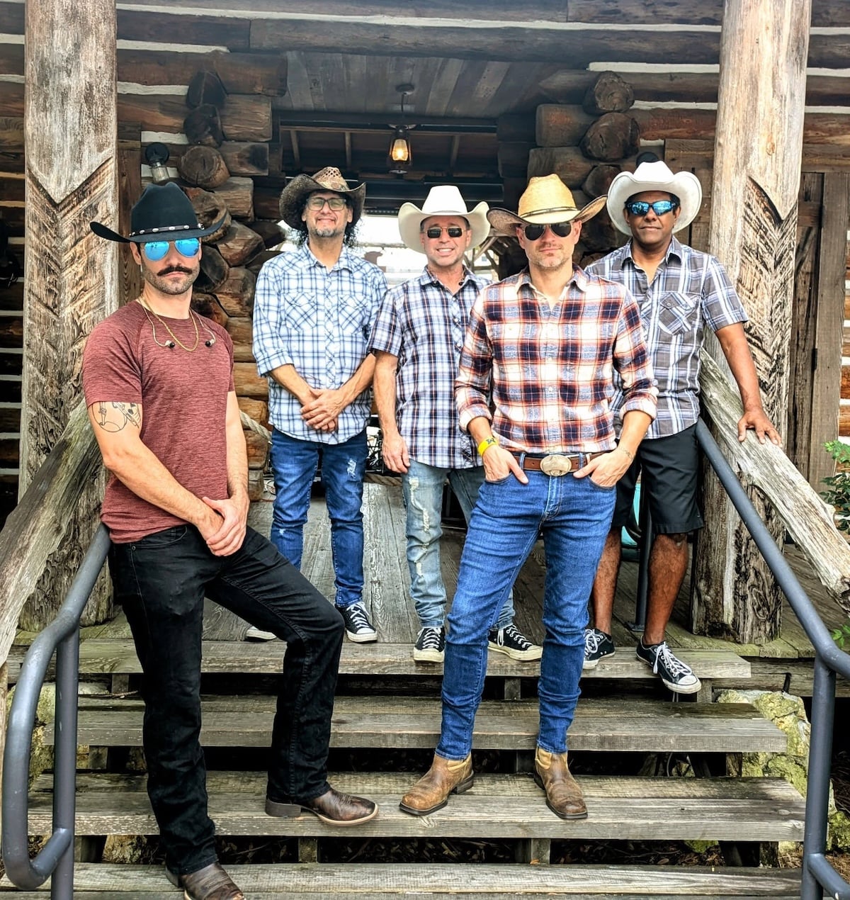 Live Square Entertainment for Sunday, May 3 - Villages-News.com