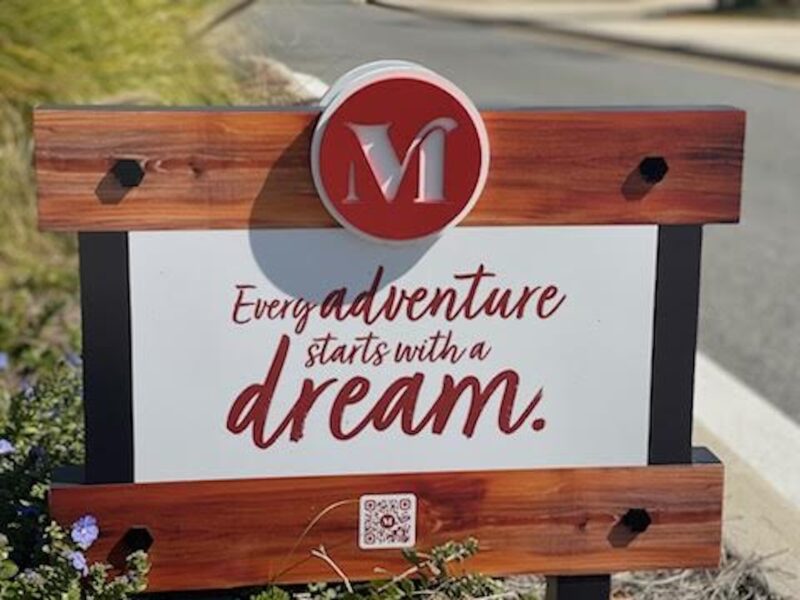 Middleton Sign