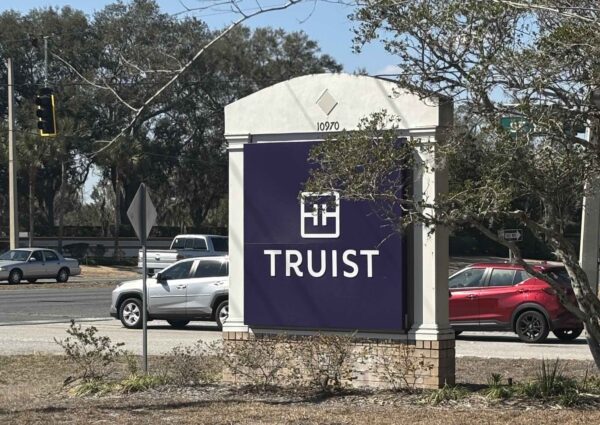 Truist Bank in Summerfield, Florida Truist Bank in Summerfield, Florida
