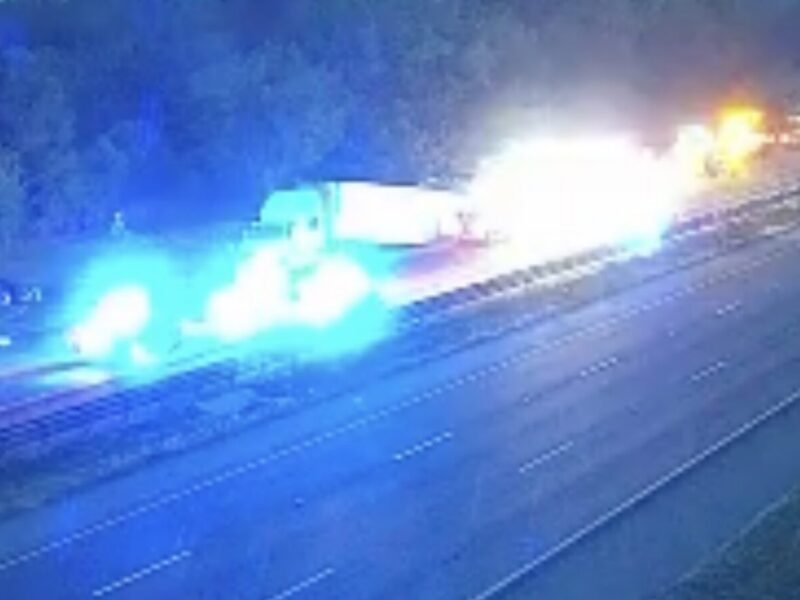 A fatal crash has partially shut down I 75 in Sumter County