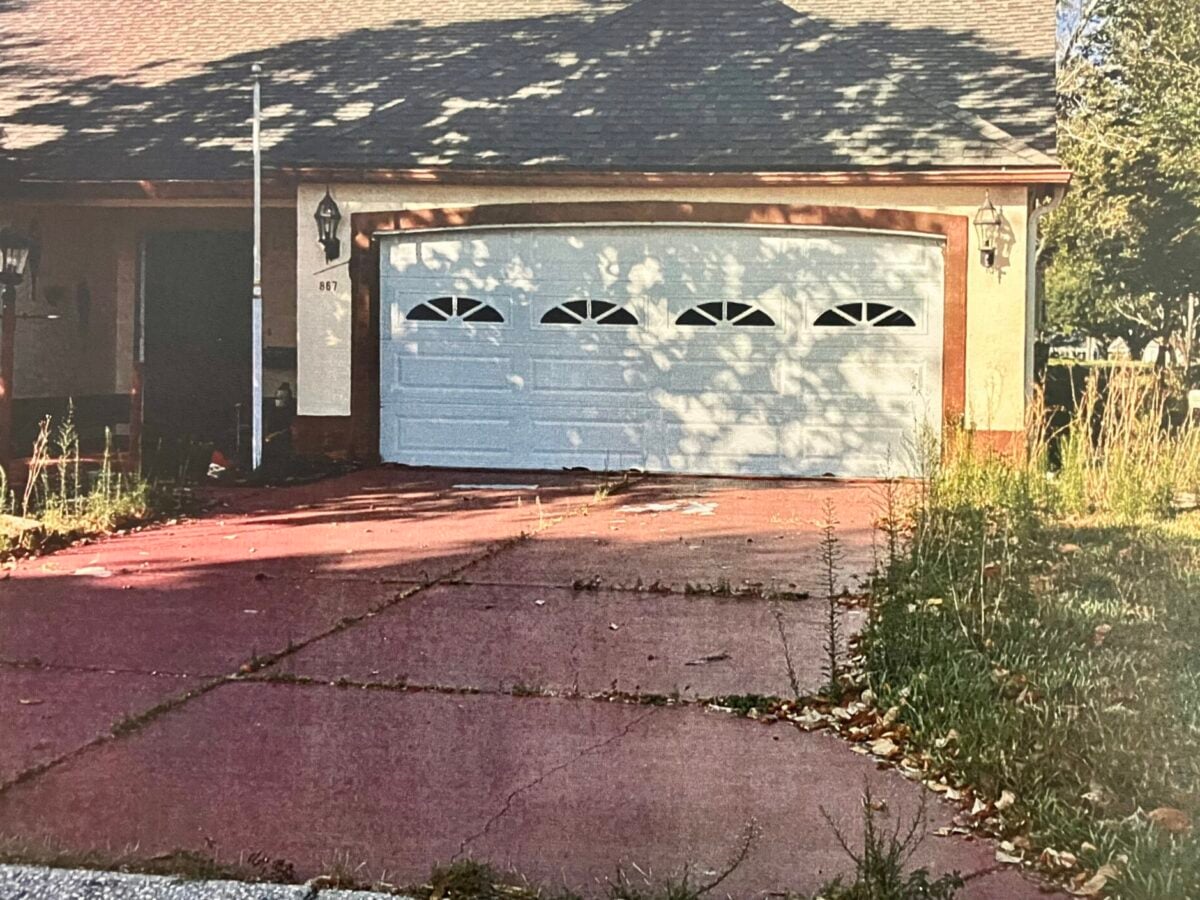Reverse mortgage adds up to neighborhood eyesore in The Villages