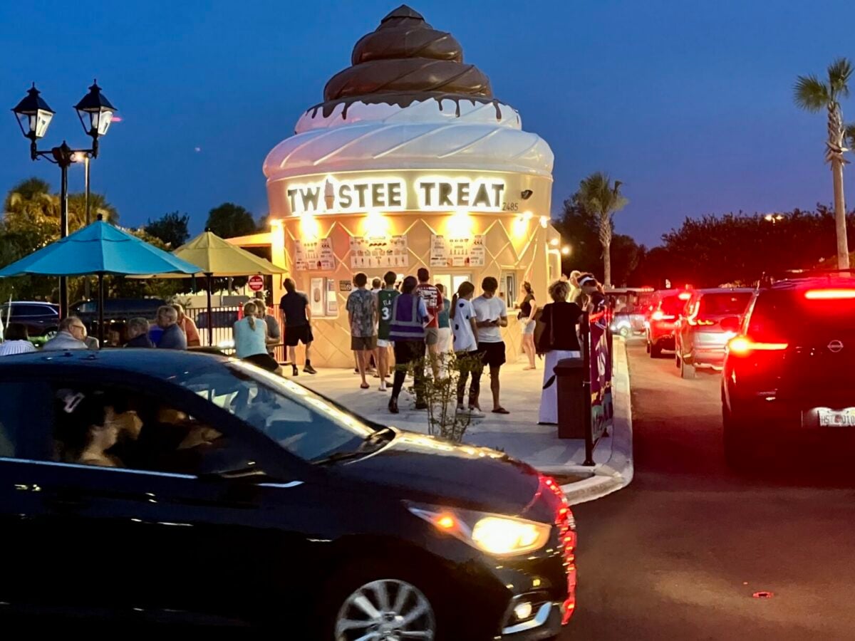 Hottest new nightspot in The Villages isn’t serving booze