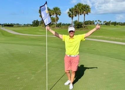 Villager Wendy Maclay was thrilled to score the lucky ace Villager Wendy Maclay was thrilled to score the lucky ace